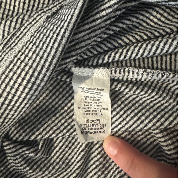 Adora Top - Picture 3 of 3